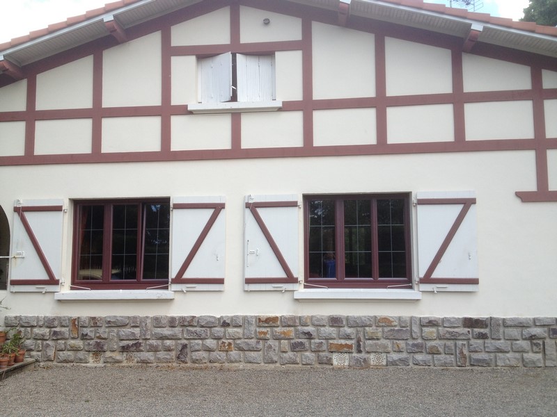 Thiers Glace menuiserie Pergola Véranda Porte Portail Vitrerie